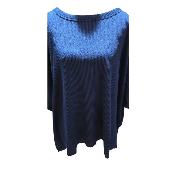 Andree by Unit Oversized Ribbed Top – Navy – Short Sleeve – S/M - Picture 2 of 4